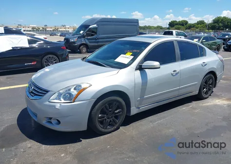 2010 Nissan Altima 2.5 S z USA, uszkodzony, nr VIN 1N4AL2AP2AN492768